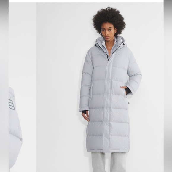 Aritzia Gray Puffer Jacket - Picture 7 of 16